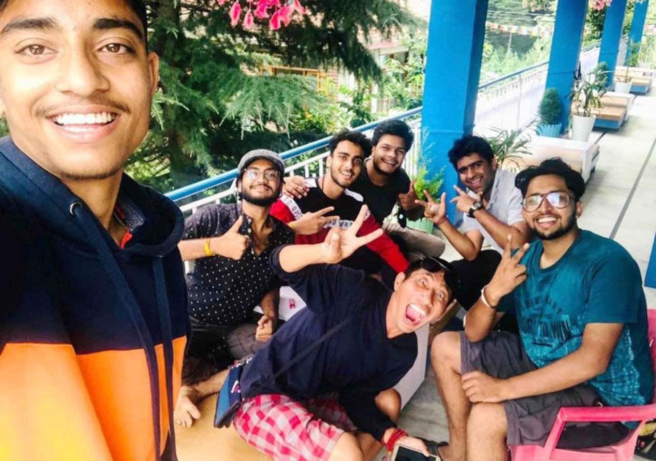 Ats -Manali Hostel Екстериор снимка